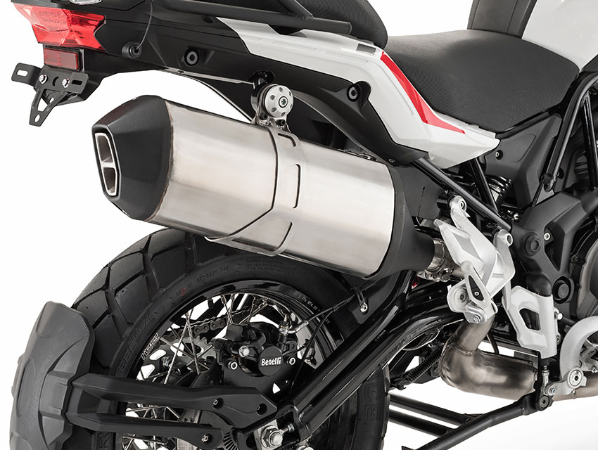 trk502x_features_muffler